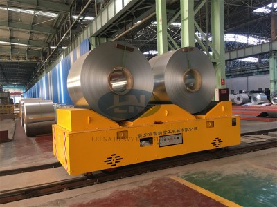 Ниско напрежение железопътни превозни средства